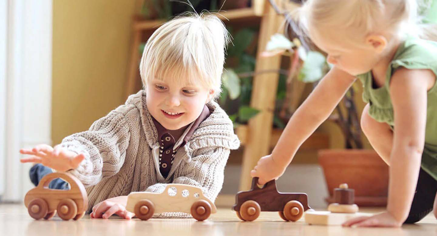 اسباببازیهای چوبی؛ ارتباط کودک با طبیعت