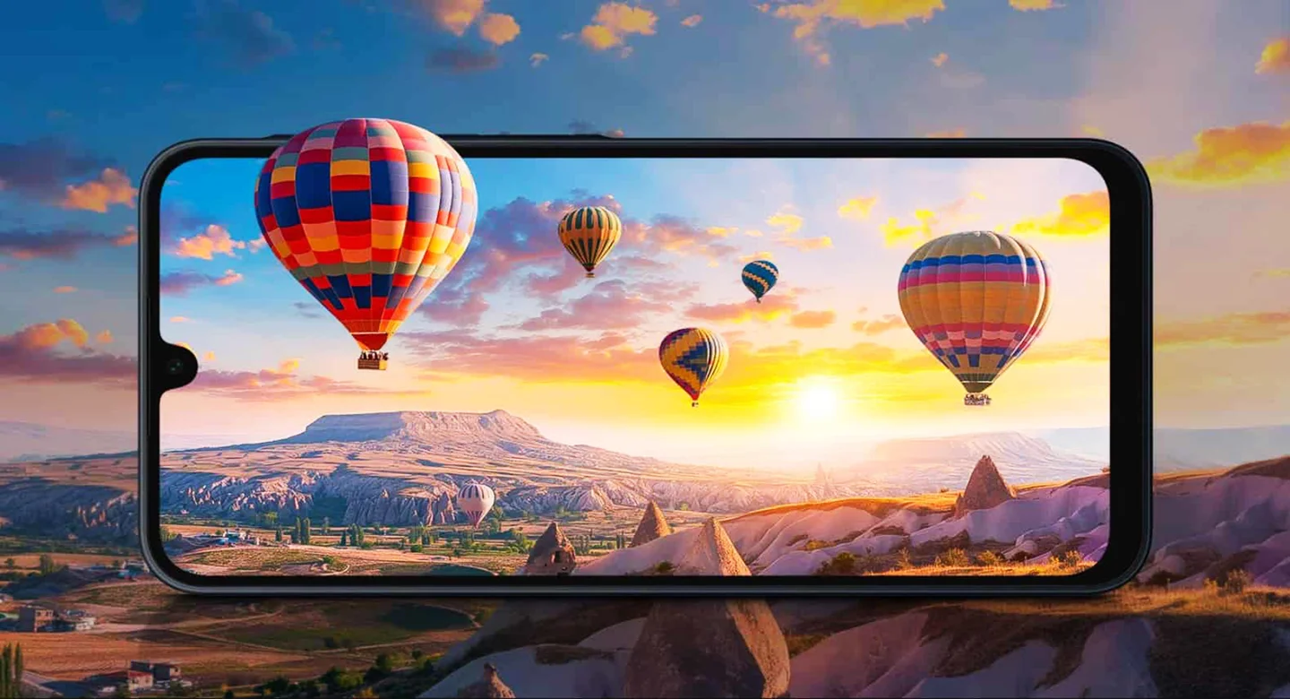 نمایشگر گلکسی  A17؛ همان تجربهی آشنا با اندکی بهبود